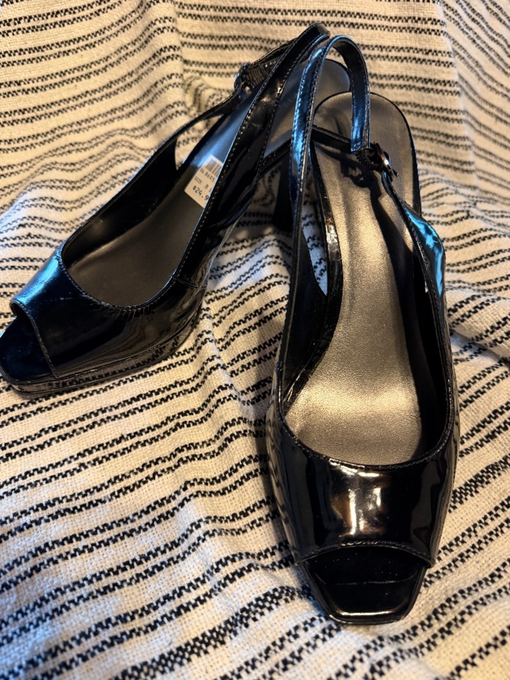 Fioni "Hayden" women's black heels; size 8-1/2